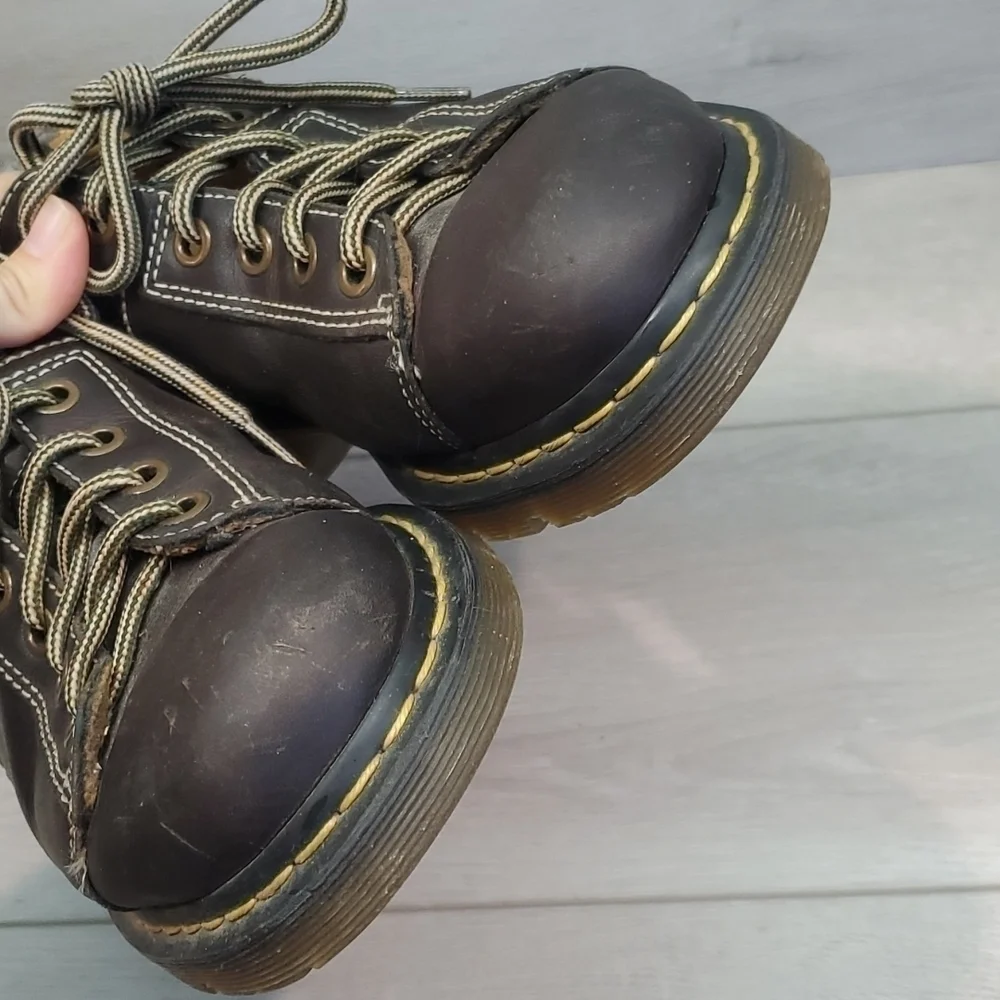 Dr.Martens Mens Y2K 8C47 Chunky Tractor Platform booties shoes sz 11